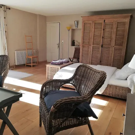 La Goutadou Bed & Breakfast
